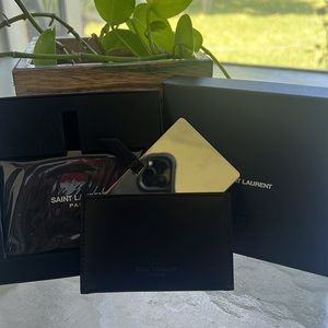 NWT New Saint Laurent Card Case and mirror black
